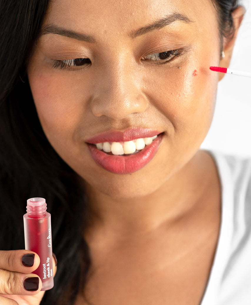 all-natural beetroot cheek & lip tint Ere Perez applied overall for colour with its bright natural pigment