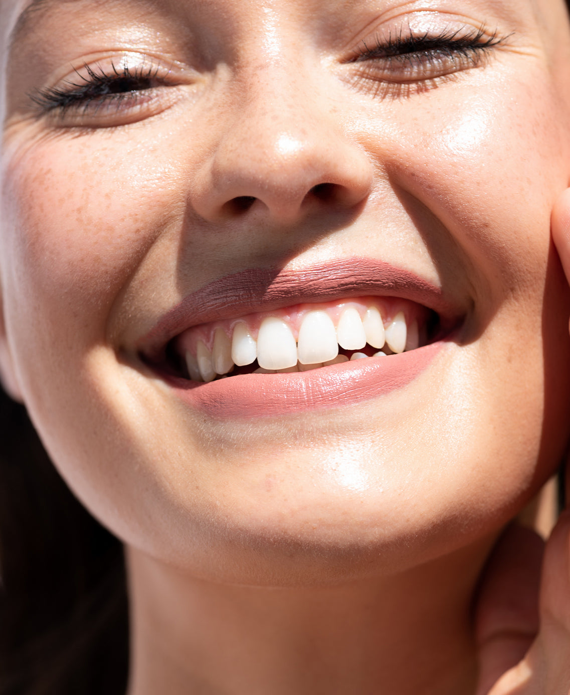 gentle moisturising coco crayon by Ere Perez applied on skin for a natural long-lasting colour