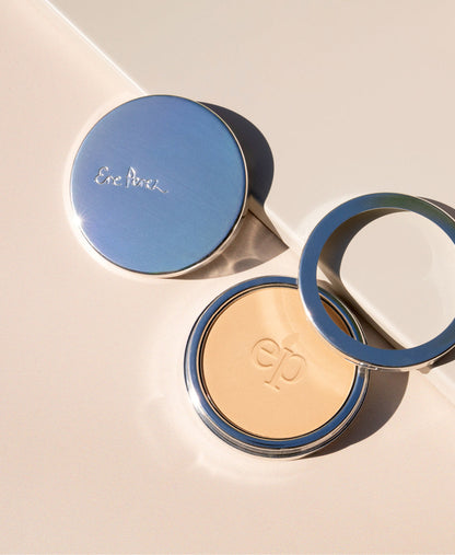 Clean wheel of corn setting powder in it&