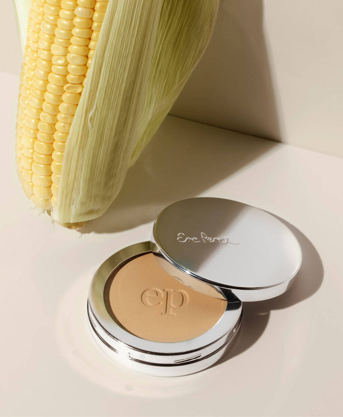Organic wheel of corn setting powder in it&