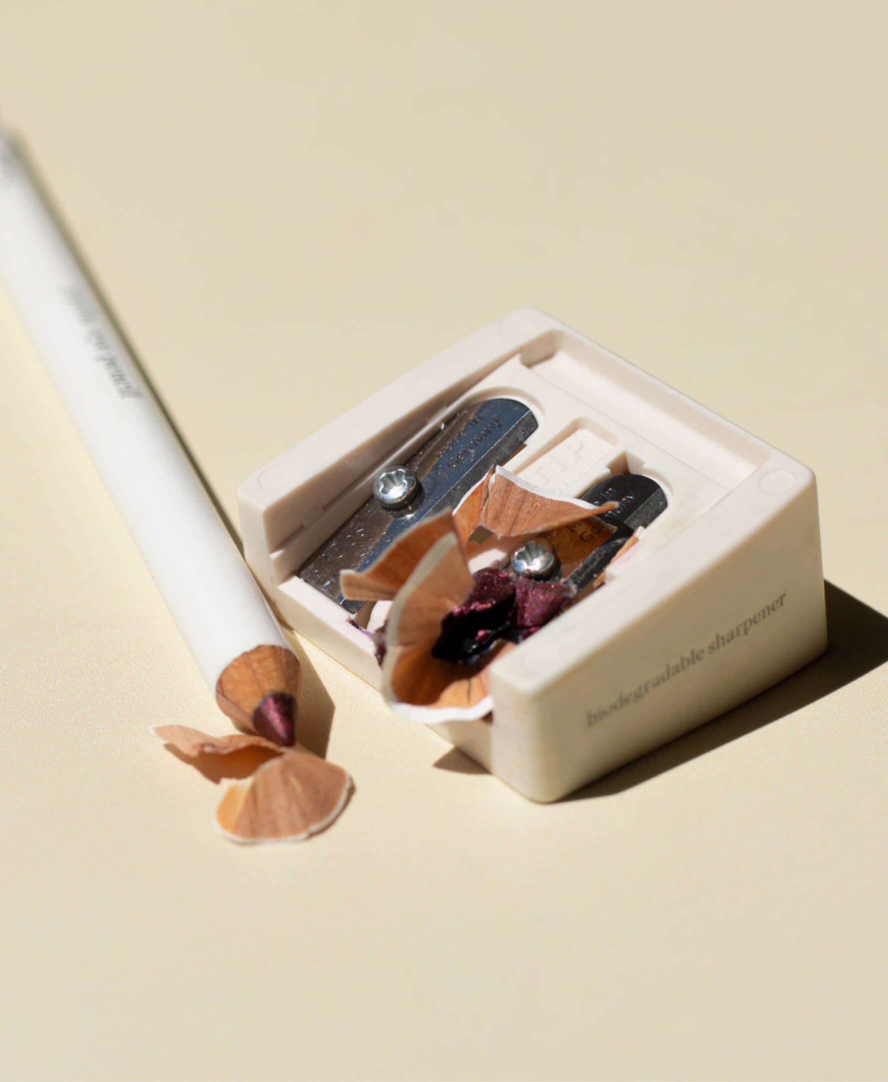 jojoba eye pencil Ere Perez