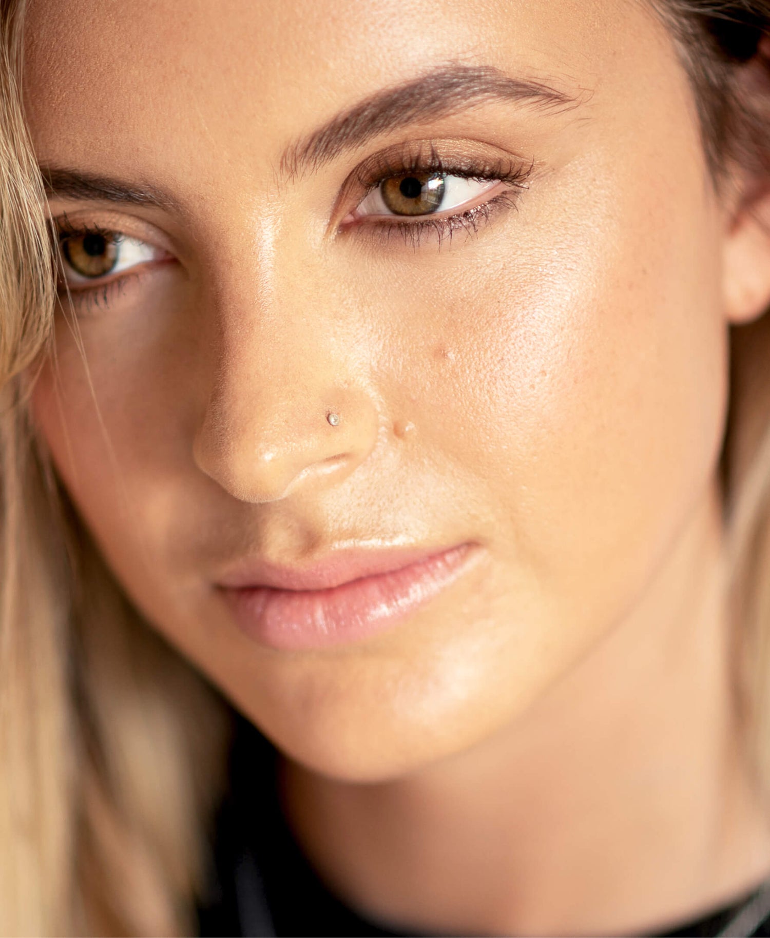 Natural & gentle oat milk foundation applied on skin for full coverage