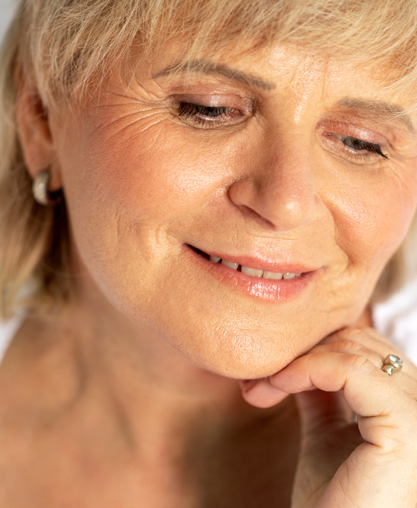 natural rice powder blush & bronzer by Ere Perez for a rosy glow