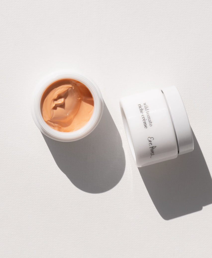 pot of organic wild tomato riche cream Ere Perez