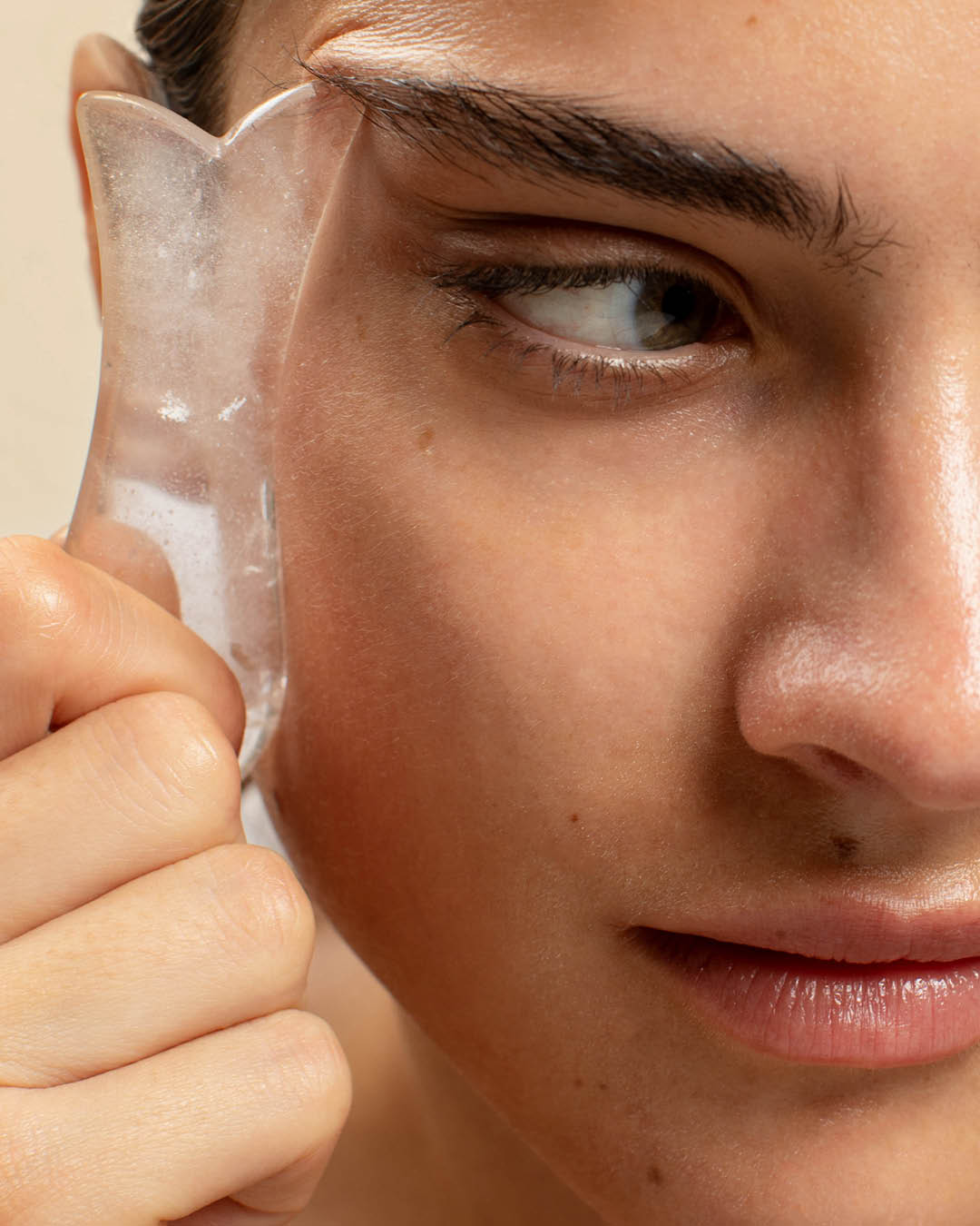 quartz sculpt & lift face stone