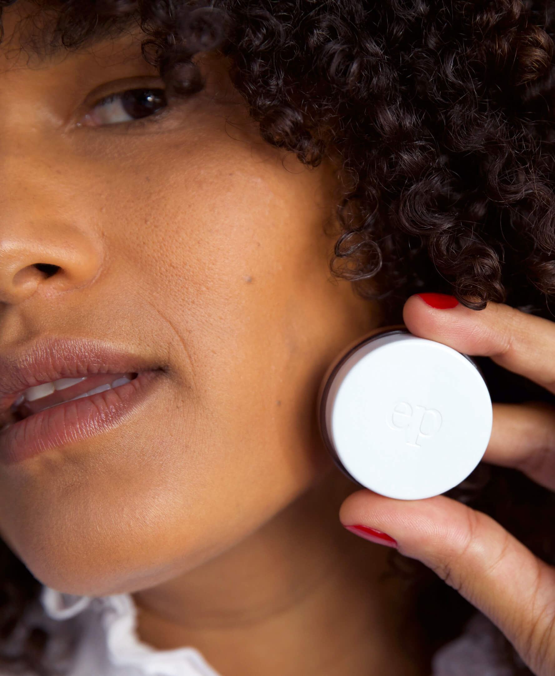 Pot of Ere Perez natural arnica all-cover concealer for sensitive skin