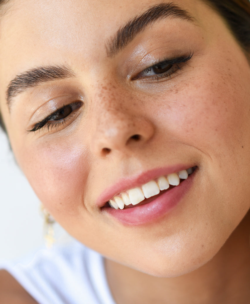 all-natural argan brow hero Ere Perez applied on the brows for a gentle full look