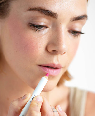 delicate hydrating coco pen applied on skin and in its waste-free crayon for a natural healthy colour   