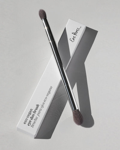 Eye duo brush with packaging