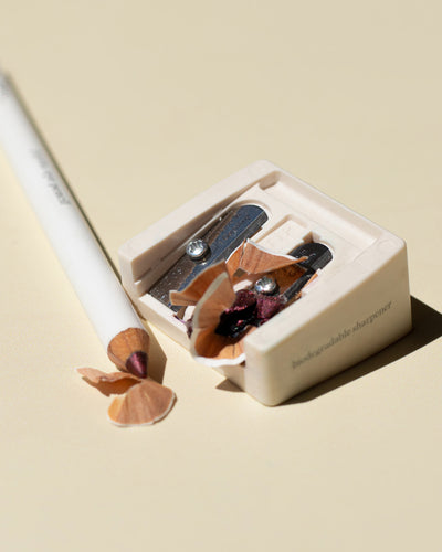 organic jojoba eye pencil paired with eco duo sharpener 