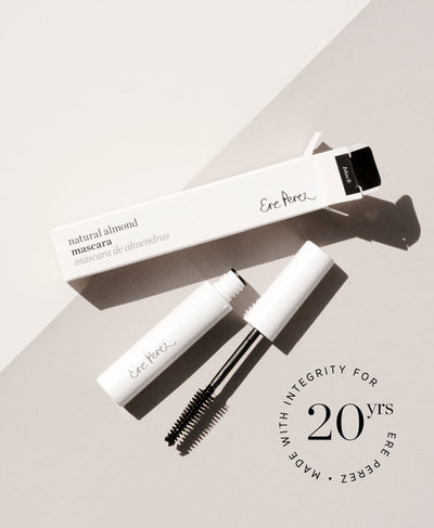 natural almond mascara Ere Perez  in its packaging, made with integrity for twenty years 