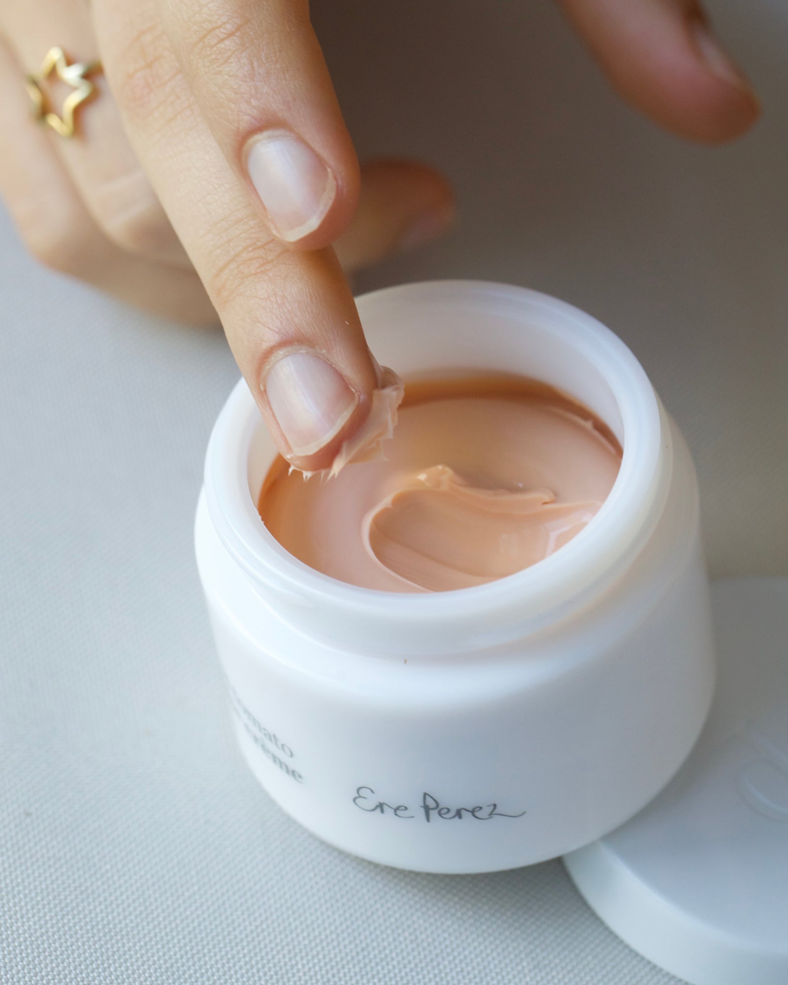 wild tomato riche crème | deliver skin hydration & improve