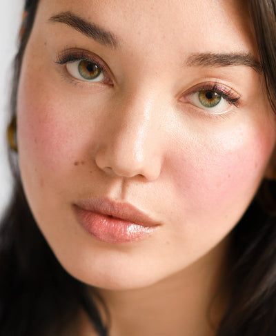 eco-friendly mango lip honey Ere Perez applied on sensitive lips for hydrating plump &amp; shine  